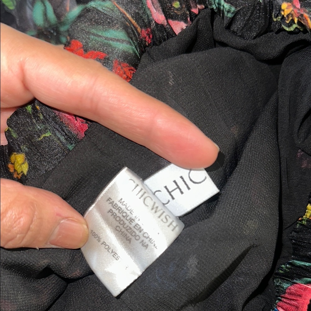Used Chicwish Floral Maxi Skirt - Black Multicolor fits like a M-L - Picture 8 of 8